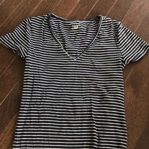 Gap Striped V neck t-shirt